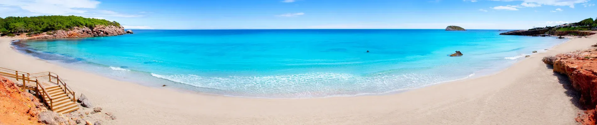 Ibiza, pláž Cala Nova