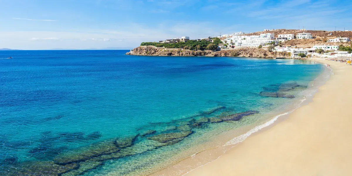 Odpočinek na pláži Elia