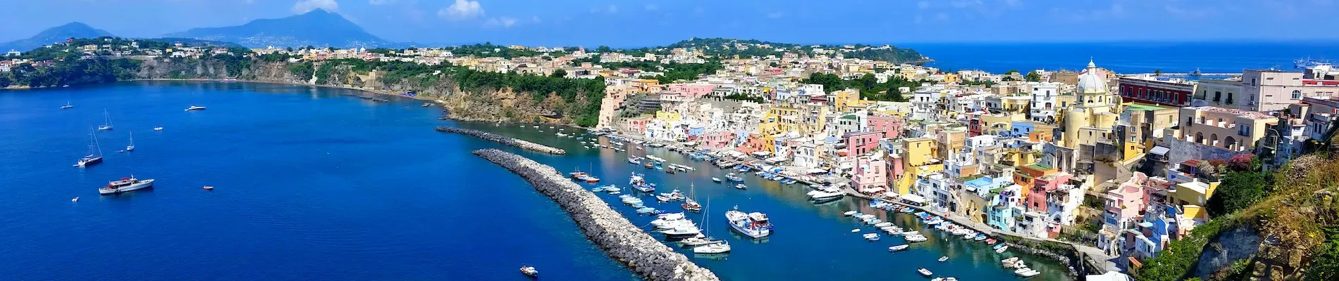 Neapol, Procida