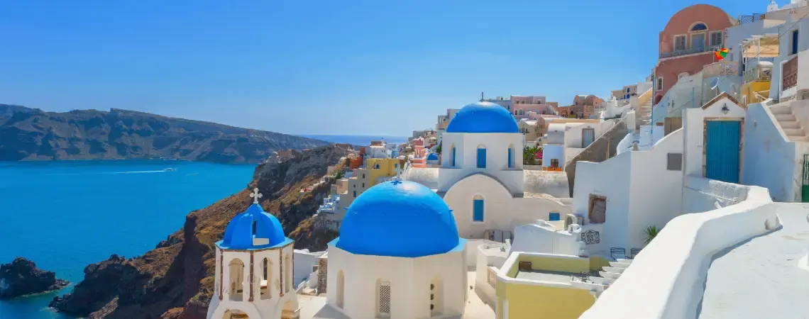 Kostel Tří zvonů na Santorini