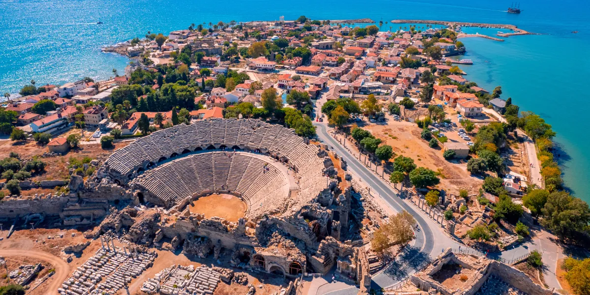 Výlet do starověkého města Side