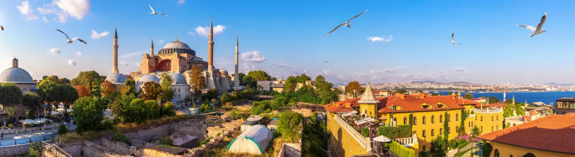 Turecko, Istanbul | Levné letenky do STUDENT AGENCY