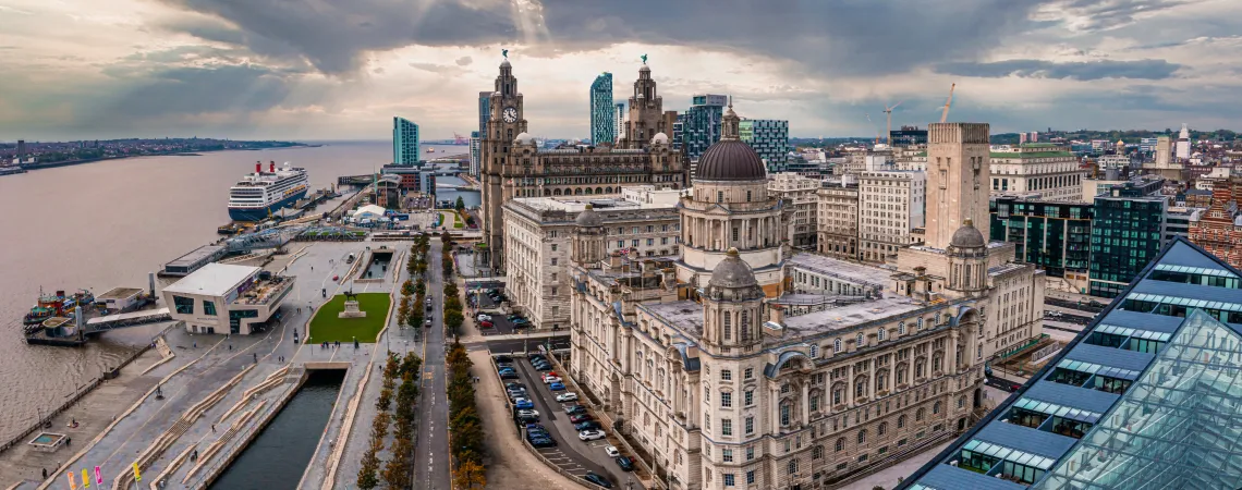 panoramatický pohled na Liverpool