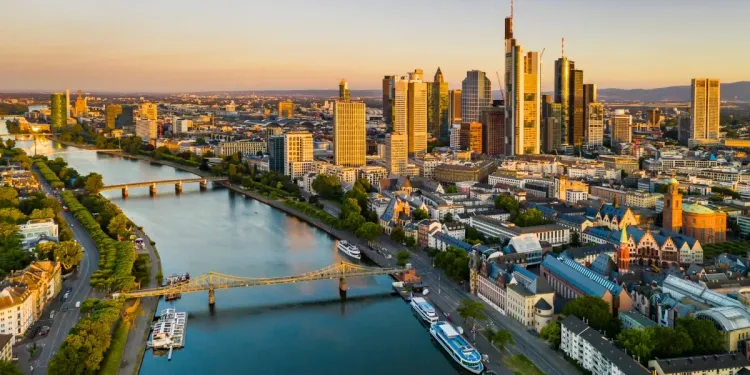 Nová přímá linka mezi Prahou a Frankfurtem