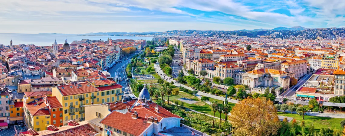 panoramatický pohled na Nice