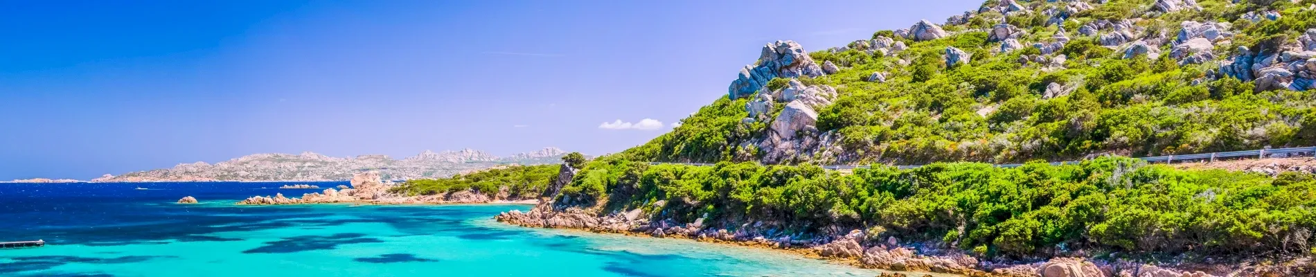 Itálie, Sardinie | Levné letenky do STUDENT AGENCY