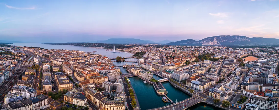 panoramatický pohled na Ženevu