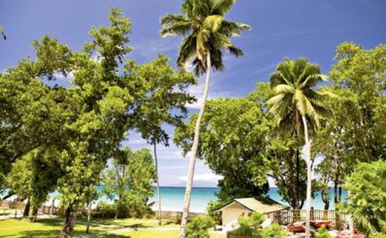 Seychely, Ostrov Mahé, Beau Vallon Bay