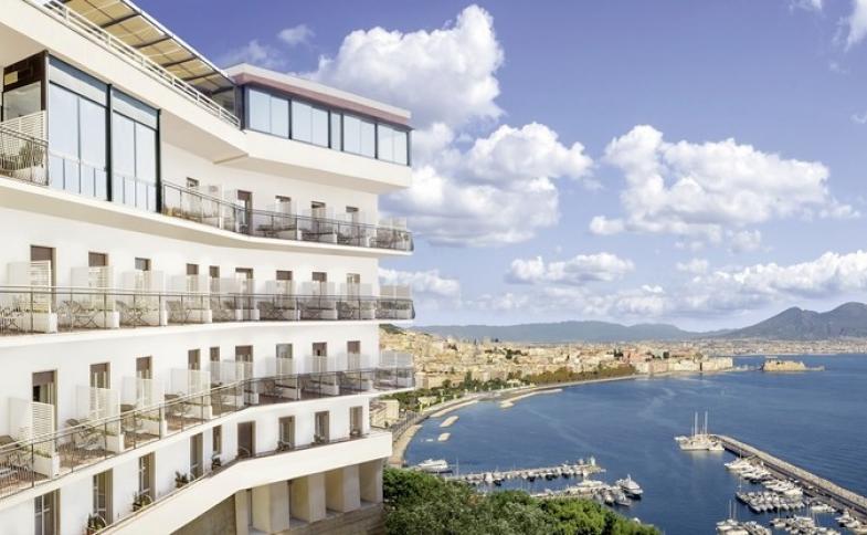 Itálie, Neapolský záliv, Ischia, Neapol