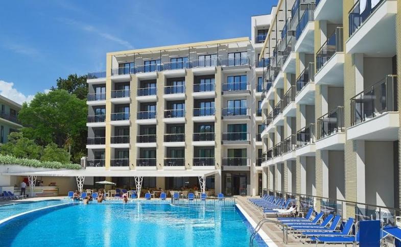 Bulharsko, Zlaté Písky a další letoviska severní riviéry, Zlaté Písky