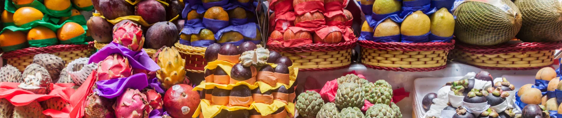 Trh s exotickým ovocem