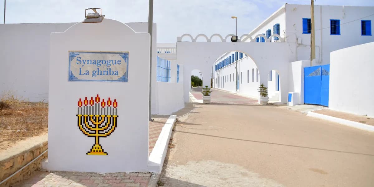 Návštěva synagogy El Ghriba