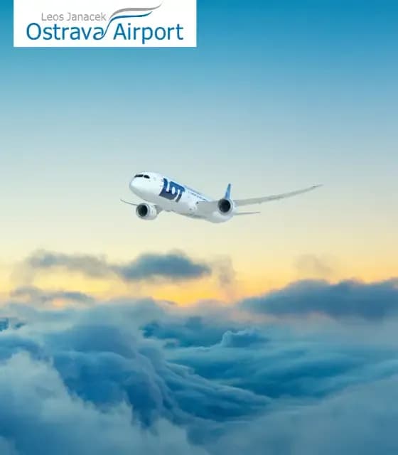 LOT Polish Airlines_SK-1-1080x1080  (1).webp