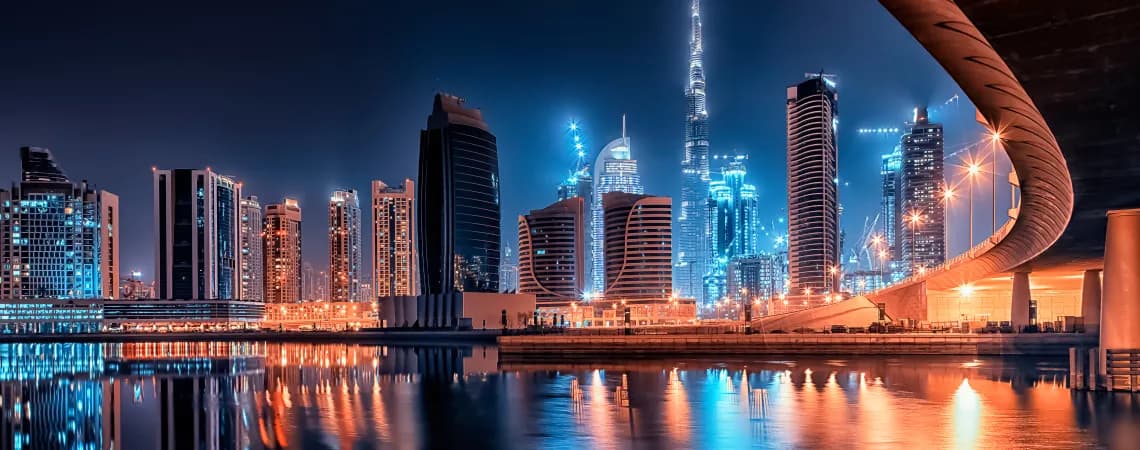 noční Dubaj