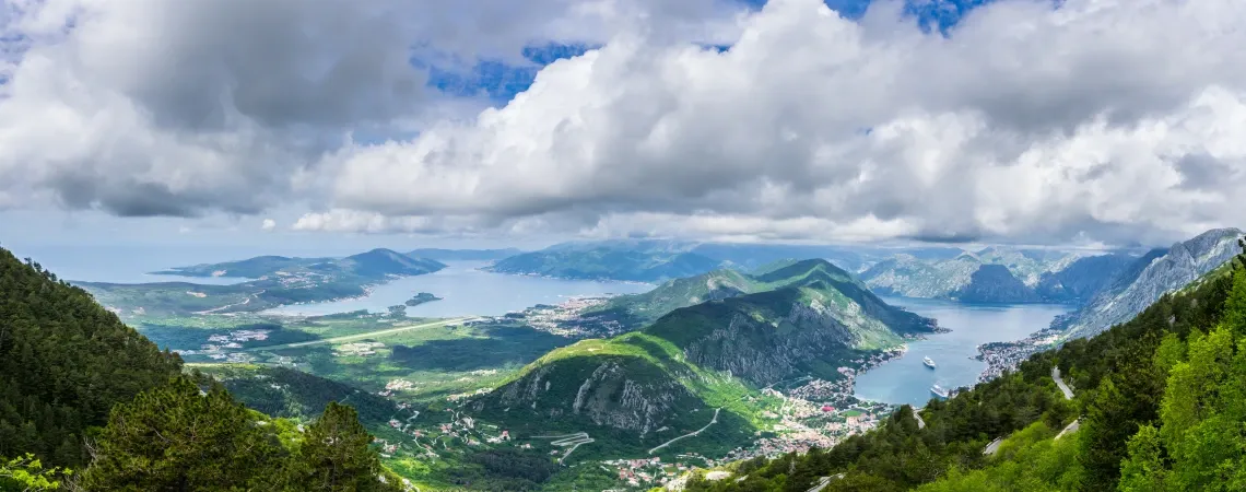 hory poblíž Tivatu