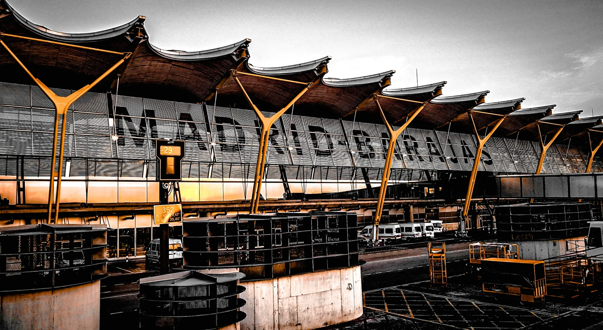 Ochromení leteckého provozu na Pyrenejském poloostrově Ochromení leteckého provozu na Pyrenejském poloostrově