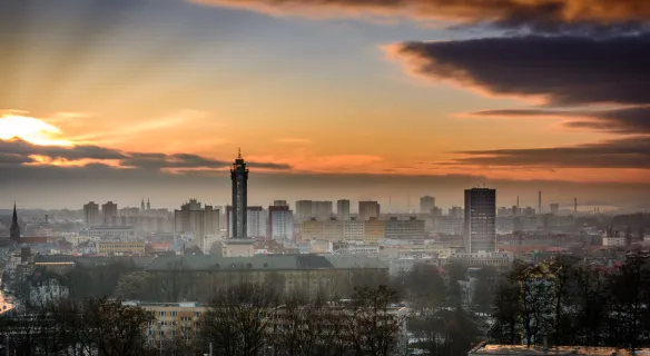 Výhody ranních spojů RegioJet pro držitele ODIS Výhody ranních spojů RegioJet pro držitele ODIS