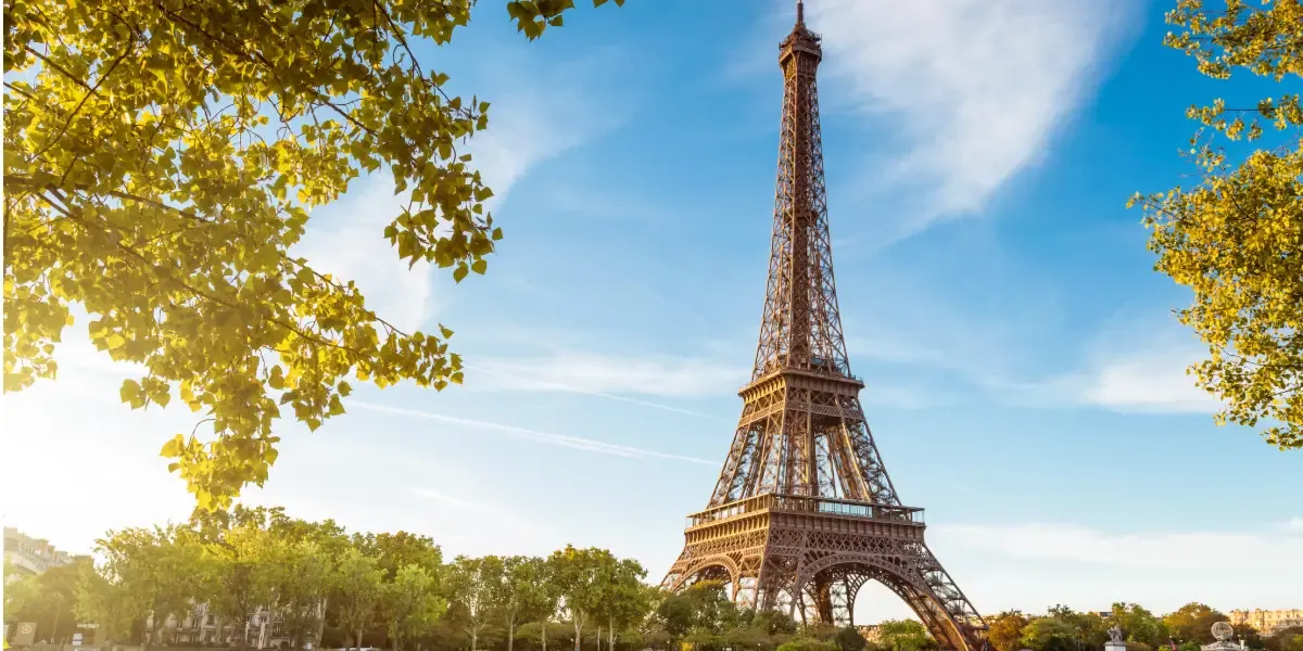 Paříž – město lásky a umění Paříž – město lásky a umění