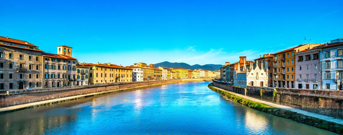 Řeka Arno v Pise Řeka Arno v Pise