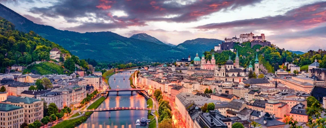 panoramatický pohled na Salzburg panoramatický pohled na Salzburg