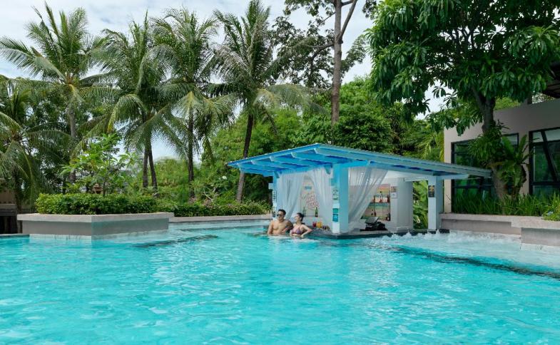 Thajsko, Phuket a Phi Phi, Phuket, Kata Beach