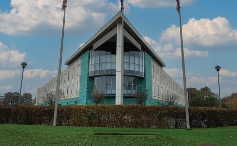 Velká Británie, Londýn a okolí, Luton