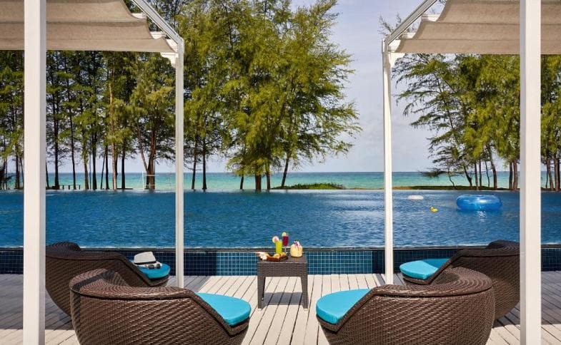 Thajsko, Phuket a Phi Phi, Phuket, Mai Khao Beach