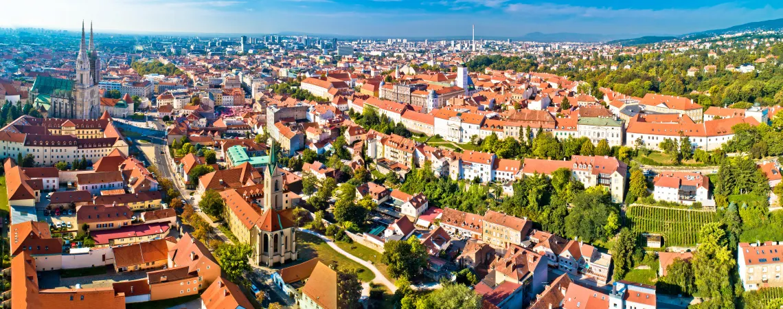 panoramatický pohled na Záhřeb panoramatický pohled na Záhřeb