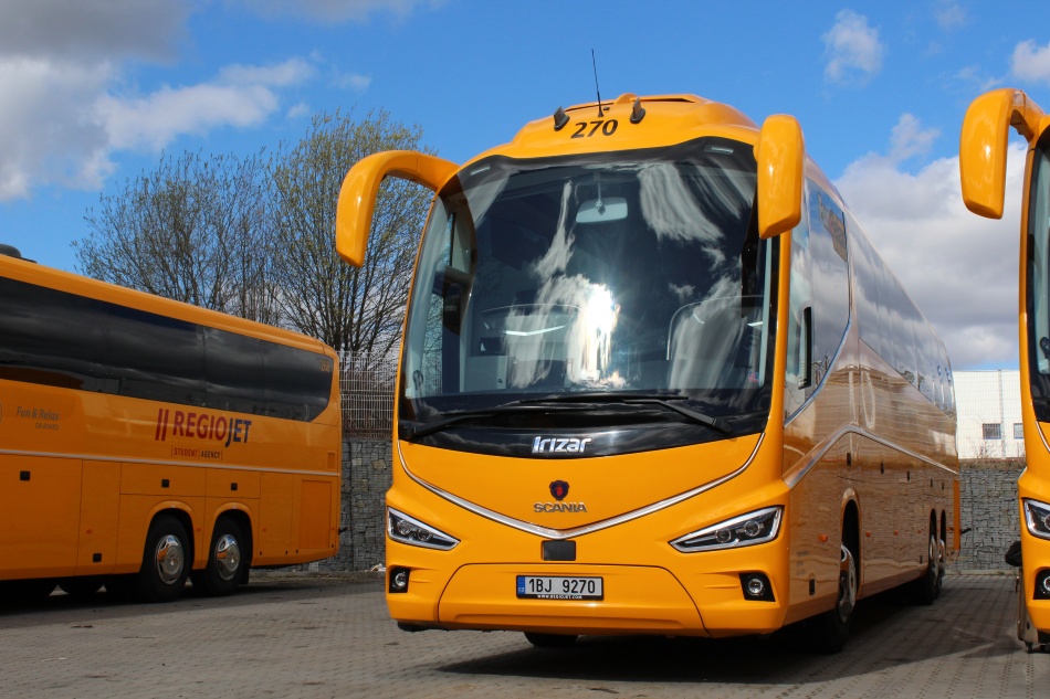 RegioJet Irizar i8 predná maska